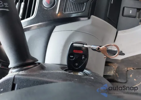 2013 Honda Civic Lx z USA, uszkodzony, nr VIN 2HGFB2F56DH583468